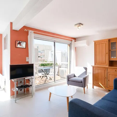 T2 Climatise Avec Balcon, Parking Prive, 4 Couchages, Centre Narbonne-plage, Proche - Fr-1-409-65 Lägenhet *