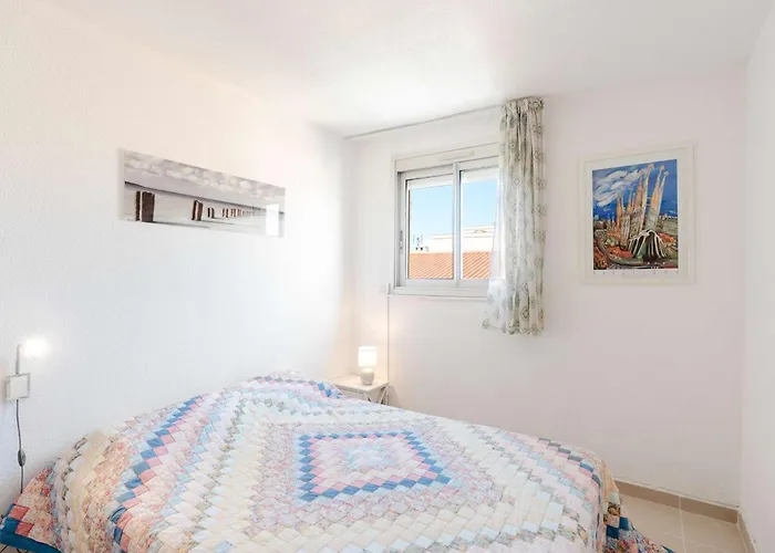 Διαμέρισμα T2 Climatise Avec Balcon, Parking Prive, 4 Couchages, Centre Narbonne-plage, Proche - Fr-1-409-65 Ναρμπόν